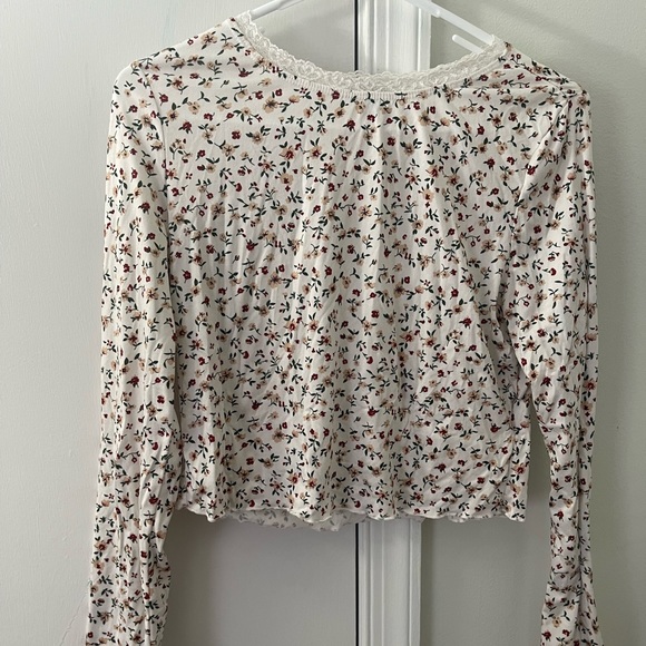 lace floral top - Picture 1 of 4